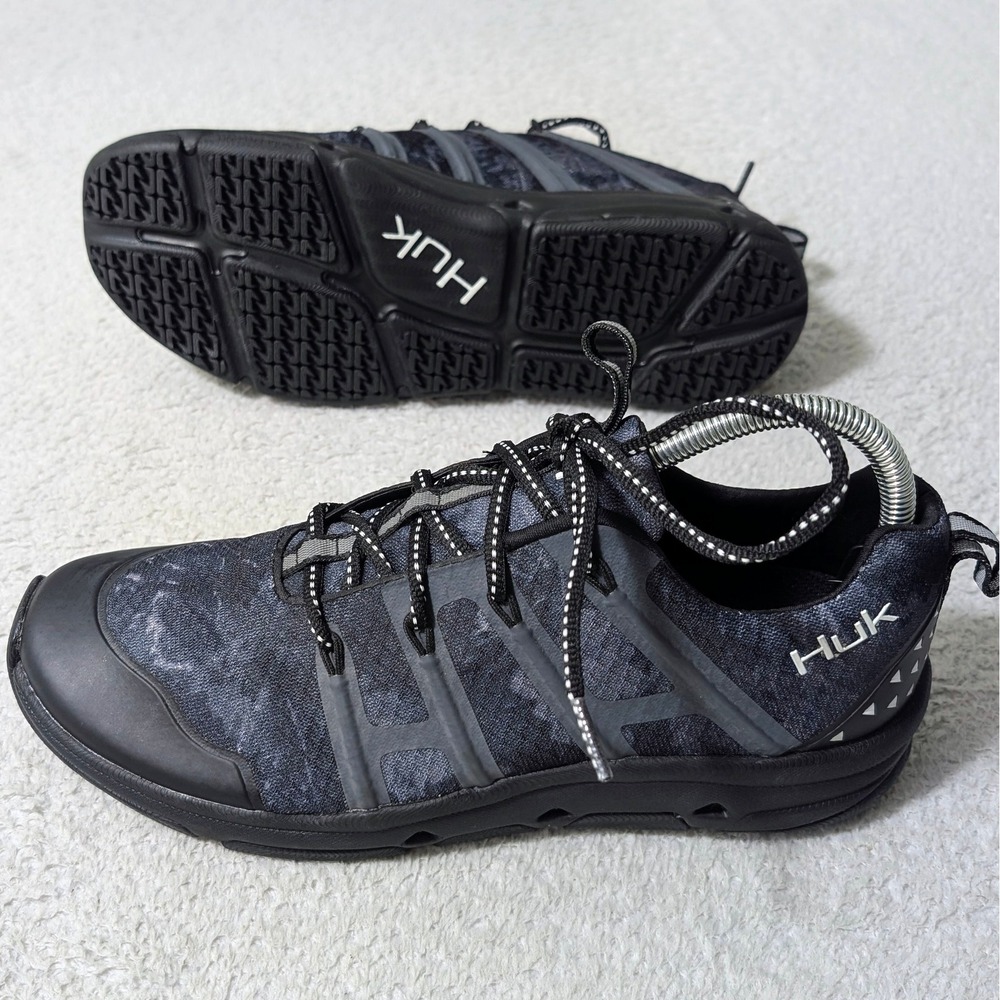 NEW Huk Outrigger Shoes Mens 8 Black Gray Camo Fishing Deck Sneakers H8014500001